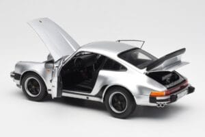 Porsche 911 930 Turbo 3.3 Zilver Norev 1:18 187574 Metaal — afbeelding 5 van 8