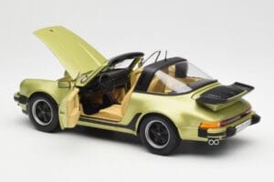 Porsche 911 930 Turbo Targa Groen Metallic Norev 1:18 187526 Metaal — afbeelding 7 van 10