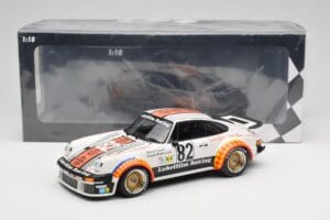 Porsche 911 934 #82 H. Müller / A. Pallavicini Lubrifilm Racing Winners Group 4 24 Hours of Le Mans 1979 Minichamps 1:18 1557 — afbeelding 6 van 6