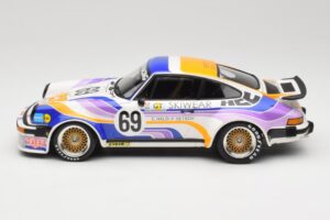 Porsche 911 934 Schiller Racing Team #69 R. Haldi / H. Vetsch 24 Hours of Le Mans 1976 Minichamps 1:18 155766469 Metaal — afbeelding 3 van 6