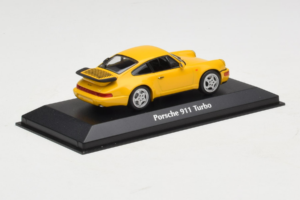 Porsche 911 964 Turbo Geel MaxiChamps 1:43 940069104 Metaal — afbeelding 2 van 4