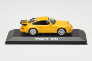 Porsche 911 964 Turbo Geel MaxiChamps 1:43 940069104 Metaal