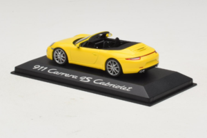 Porsche 911 991 Carrera 4S Cabriolet Geel Minichamps 1:43 WAP0201120C Metaal — afbeelding 3 van 5
