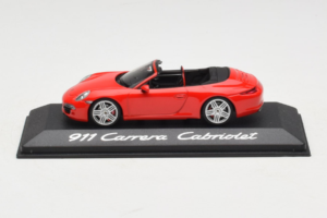 Porsche 911 991 Carrera Cabriolet Rood Minichamps 1:43 WAP0200120C Metaal