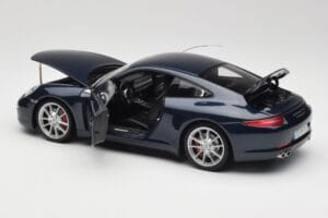 Porsche 911 991 Carrera S Blue Metallic Minichamps 1:18 WAP0210200C Metaal — afbeelding 5 van 8