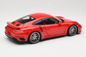 Porsche 911 991 Turbo S Guards Red Minichamps 1:18 110067122 Metaal — afbeelding 3 van 8