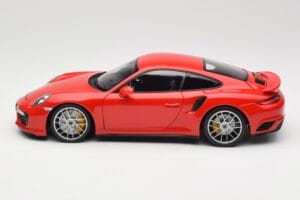 Porsche 911 991 Turbo S Guards Red Minichamps 1:18 110067122 Metaal — afbeelding 4 van 8