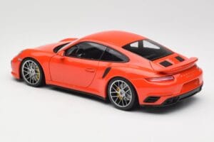 Porsche 911 991 Turbo S Lava Orange Minichamps 1:18 110067120 Metaal — afbeelding 7 van 8