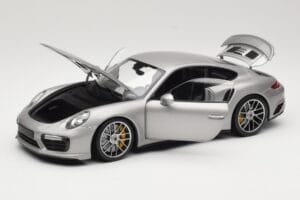 Porsche 911 991 Turbo S Zilver Minichamps 1:18 113067126 Metaal — afbeelding 2 van 8