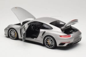 Porsche 911 991 Turbo S Zilver Minichamps 1:18 113067126 Metaal — afbeelding 5 van 8