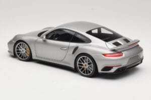 Porsche 911 991 Turbo S Zilver Minichamps 1:18 113067126 Metaal — afbeelding 7 van 8