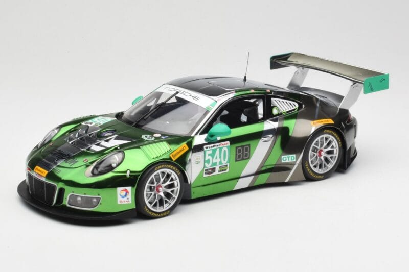 Porsche 911 991.1 GT3 R #540 Black Swan Racing P. Long / T. Pilgrim 24h Daytona 2016 Minichamps 1:18 155166540 Metaal