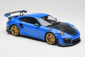 Porsche 911 991.2 GT2 RS Blauw met Gouden Velgen Minichamps 1:18 155068302 Metaal — afbeelding 4 van 6