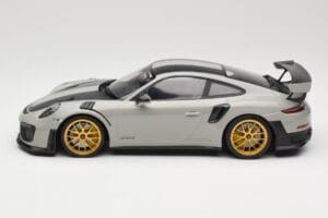 Porsche 911 991.2 GT2 RS Chalk Weissach Package Gouden Velgen Minichamps 1:18 155068304 Metaal — afbeelding 3 van 6