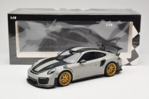 Porsche 911 991.2 GT2 RS Chalk Weissach Package Gouden Velgen Minichamps 1:18 155068304 Metaal — afbeelding 6 van 6
