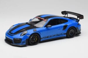 Porsche 911 991.2 GT2 RS MR Racing Blauw Minichamps 1:18 MR-911-GT2RS-1806 Metaal