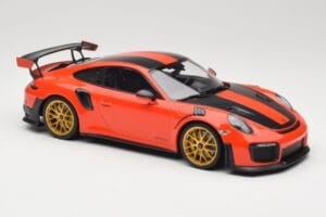 Porsche 911 991.2 GT2 RS Oranje Weissach Package Gouden Velgen Minichamps 1:18 155068305 Metaal — afbeelding 4 van 6