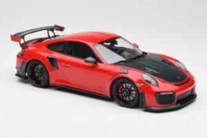 Porsche 911 GT2 RS 991.2 Rood Zwarte Velgen Minichamps 1:18 155068307 Metaal — afbeelding 4 van 6