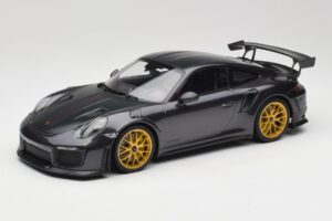 Porsche 911 991.2 GT2 RS Weissach Package Purple Metallic Met Gouden Magnesium Velgen Minichamps 1:18 153068322 Metaal