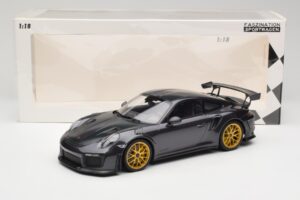 Porsche 911 991.2 GT2 RS Weissach Package Purple Metallic Met Gouden Magnesium Velgen Minichamps 1:18 153068322 Metaal — afbeelding 6 van 6