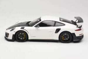 Porsche 911 991.2 GT2 RS Wit met Zwarte Velgen Minichamps 1:18 155068310 Metaal — afbeelding 3 van 6
