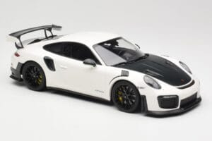 Porsche 911 991.2 GT2 RS Wit met Zwarte Velgen Minichamps 1:18 155068310 Metaal — afbeelding 4 van 6