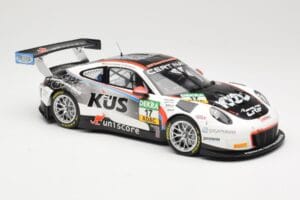 Porsche 911 991.2 GT3 R Kus Team 75 Bernhard #17 M. Ammermüller / M. Jaminet ADAC GT Masters 2017 Minichamps 1:18 155176917 M — afbeelding 4 van 6