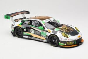 Porsche 911 991.2 GT3 R #28 Alegra Motorsports D. de Quesada / M. Morad Class Winners 24 Hours of Daytona 2017 Minichamps 1:1 — afbeelding 4 van 6
