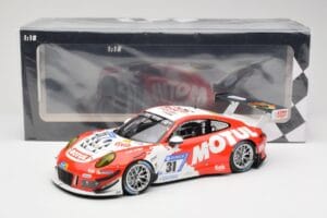 Porsche 911 991.2 GT3 R #31 Frikadelli Racing K. Bachler / M. Christensen 24 Hours of Nurburgring 2017 Minichamps 1:18 155176 — afbeelding 6 van 6