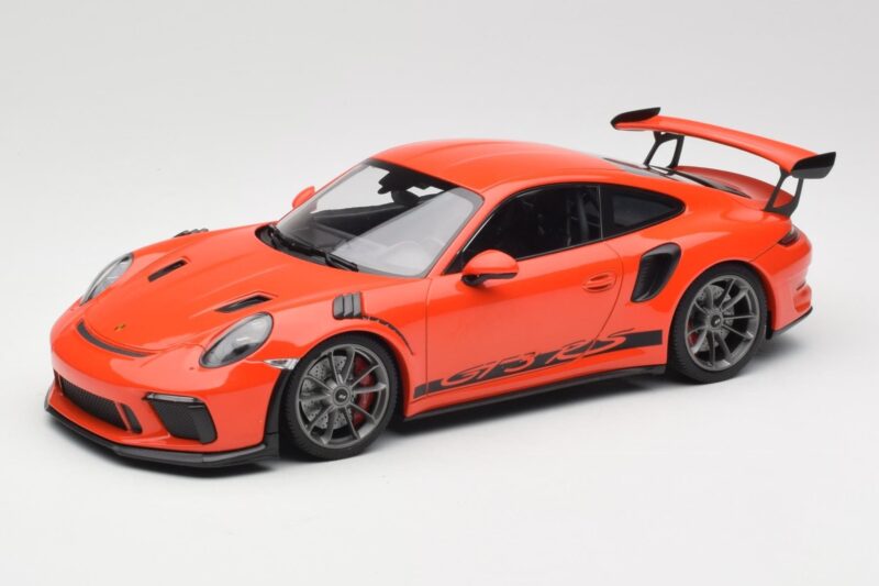 Porsche 911 991.2 GT3 RS Lava Orange & Zilveren Velgen Minichamps 1:18 155068225 Metaal