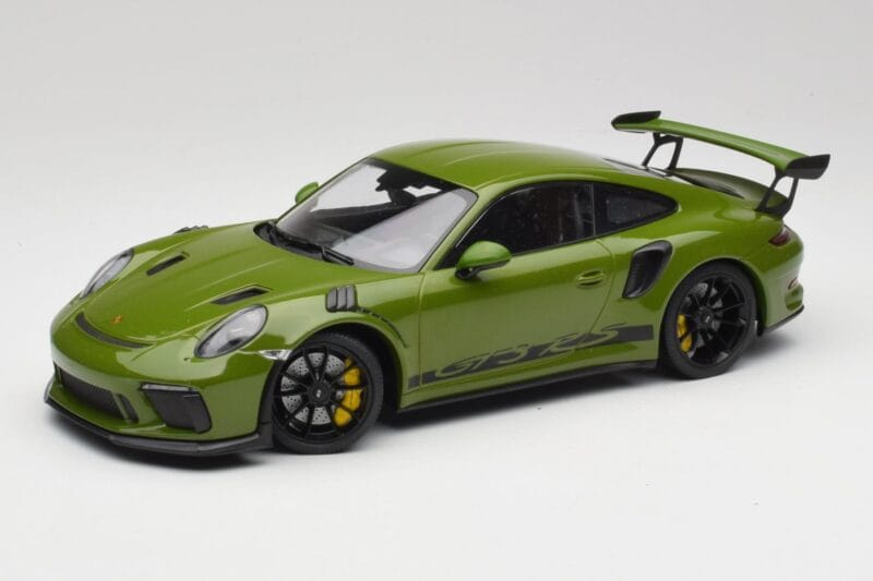 Porsche 911 991.2 GT3 RS Lizard Groen Met Zwarte Velgen Minichamps 1:18 155068233 Metaal