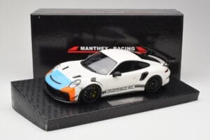 Porsche 911 991.2 GT3 RS Manthey Racing Wit & Blauw & Oranje Minichamps 1:18 MR-911-GT3RS-1805 Metaal — afbeelding 6 van 6