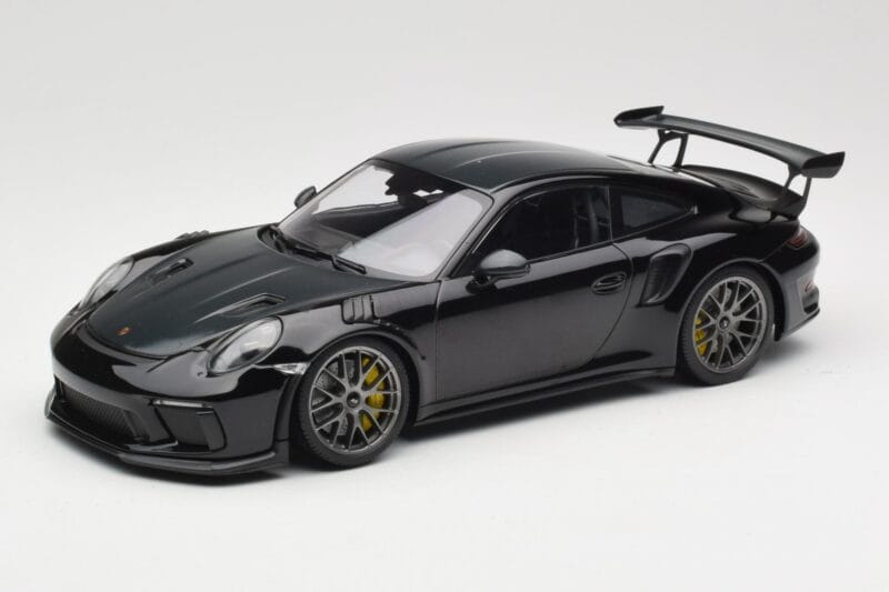 Porsche 911 991.2 GT3 RS Weissach Package Zwart Zilveren Magnesium Velgen Minichamps 1:18 153068229 Metaal