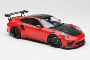 Porsche 911 991.2 GT3 RS Weissach Package Rood met Zwarte Velgen Minichamps 1:18 155068230 Metaal — afbeelding 4 van 6