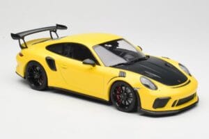 Porsche 911 991.2 GT3 RS Geel met Zwarte Velgen Minichamps 1:18 155068231 Metaal — afbeelding 4 van 6