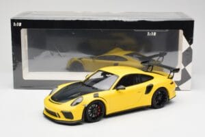 Porsche 911 991.2 GT3 RS Geel met Zwarte Velgen Minichamps 1:18 155068231 Metaal — afbeelding 6 van 6