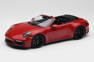 Porsche 911 992 Carrera 4 GTS Cabriolet Rood Minichamps 1:18 155063032 Metaal