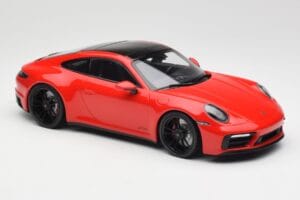 Porsche 911 992 Carrera 4 GTS Rood Minichamps 1:18 155063100 Metaal — afbeelding 4 van 6