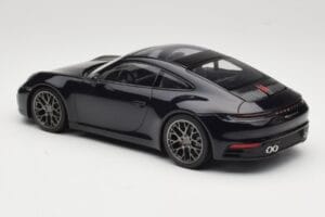 Porsche 911 992 Carrera 4S Blue Metallic Minichamps 1:18 155067321 Metaal — afbeelding 3 van 6