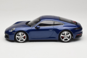 Porsche 911 992 Carrera 4S Blue Metallic Minichamps 1:18 153067327 Metaal — afbeelding 3 van 6