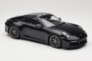 Porsche 911 992 Carrera 4S Blue Metallic Minichamps 1:18 155067321 Metaal — afbeelding 4 van 6