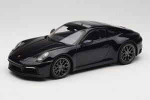 Porsche 911 992 Carrera 4S Blue Metallic Minichamps 1:18 155067321 Metaal