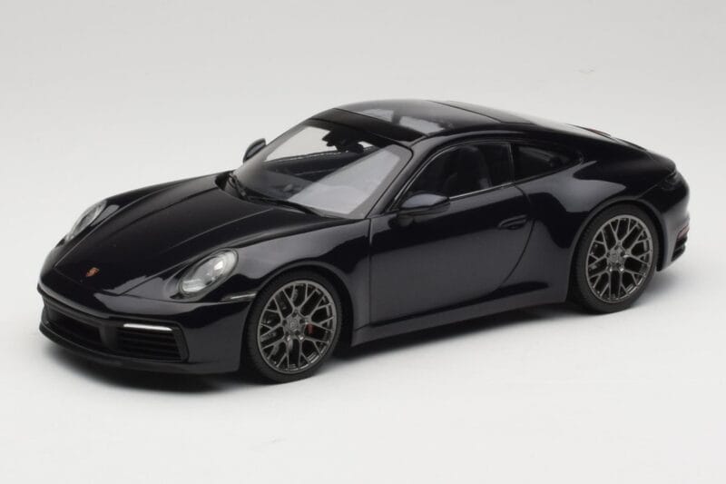 Porsche 911 992 Carrera 4S Blue Metallic Minichamps 1:18 155067321 Metaal