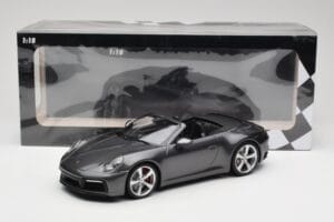 Porsche 911 992 Carrera 4S Cabriolet Agate Grey Metallic Minichamps 1:18 155067336 Metaal — afbeelding 6 van 6
