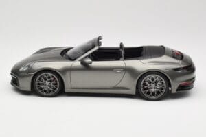 Porsche 911 992 Carrera 4S Cabriolet Mamba Green Metallic Minichamps 1:18 155067337 Metaal — afbeelding 3 van 6