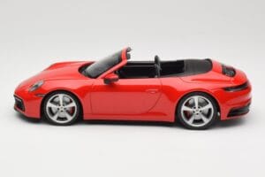Porsche 911 992 Carrera 4S Cabriolet Rood Minichamps 1:18 155067331 Metaal — afbeelding 3 van 6