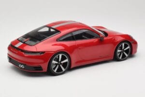 Porsche 911 992 Carrera 4S Carmine Red Minichamps 1:18 155067326 Metaal — afbeelding 2 van 6