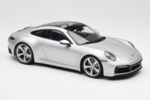 Porsche 911 992 Carrera 4S Zilver Minichamps 1:18 155067322 Metaal — afbeelding 4 van 6