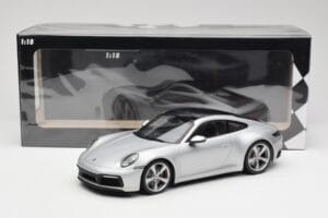 Porsche 911 992 Carrera 4S Zilver Minichamps 1:18 155067322 Metaal — afbeelding 6 van 6
