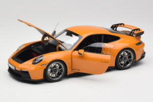 Porsche 911 992 GT3 Bahama Yellow Norev 1:18 187387 Metaal — afbeelding 2 van 8